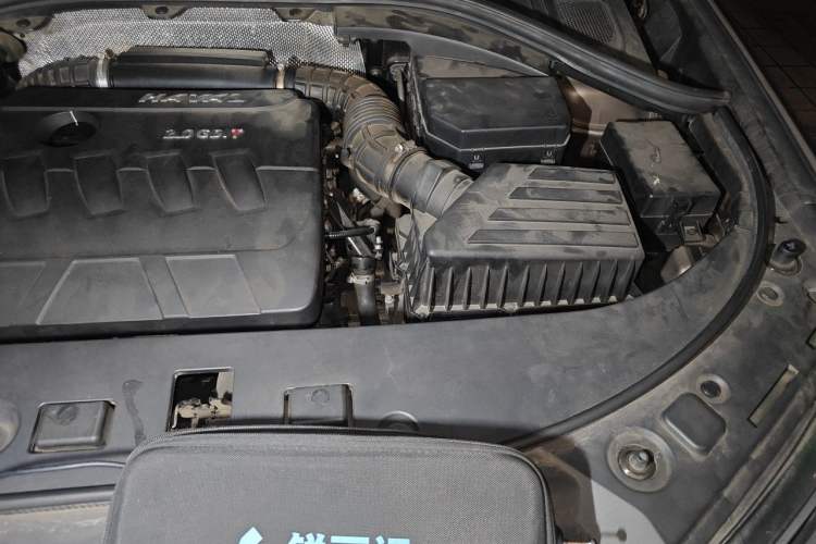 Used Haval H7 2018 Blue-Label H7 2.0T Automatic Smart Edition Engine Bay Left