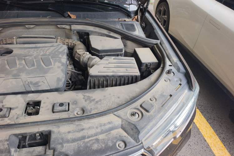Used Haval H7 2018 Blue-Label H7 2.0T Automatic Smart Edition Engine Bay Left