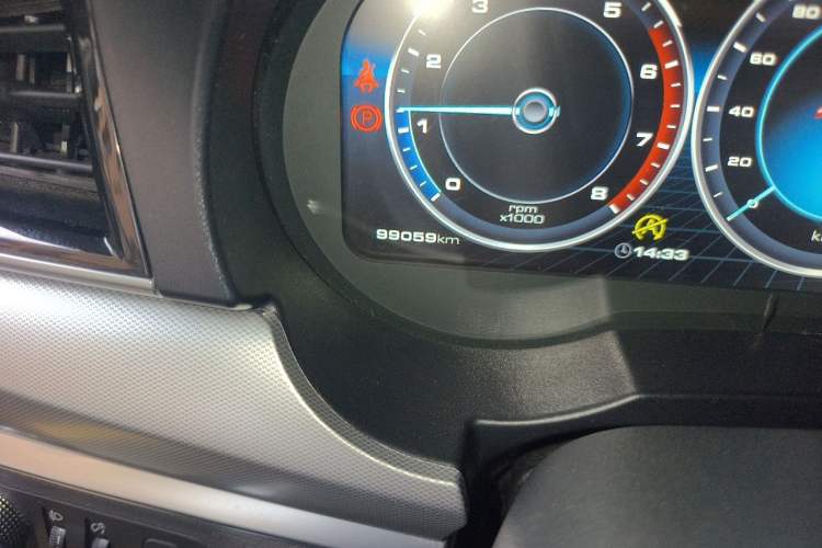 Used Haval H7 2018 Blue-Label H7 2.0T Automatic Smart Edition Odometer Close Up