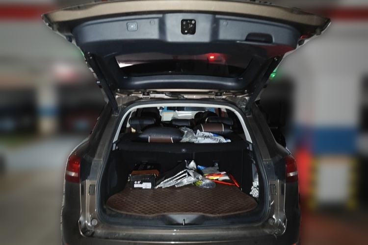 Used Haval H7 2018 Blue-Label H7 2.0T Automatic Smart Edition Trunk