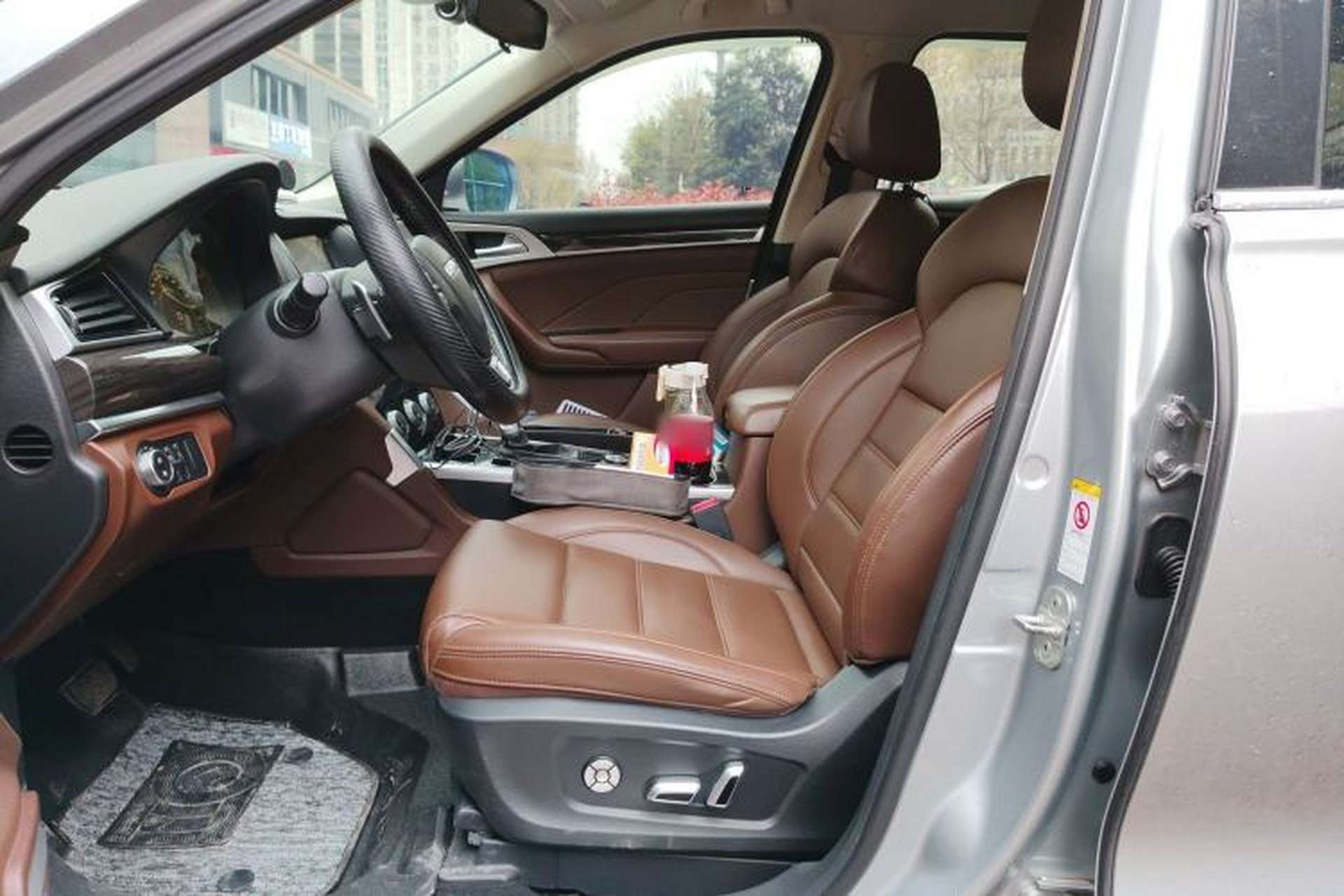 Used Haval H7 2018 Revised Version Blue-Label H7 2.0T Automatic Smart Enjoyment Trim Left Front Seat