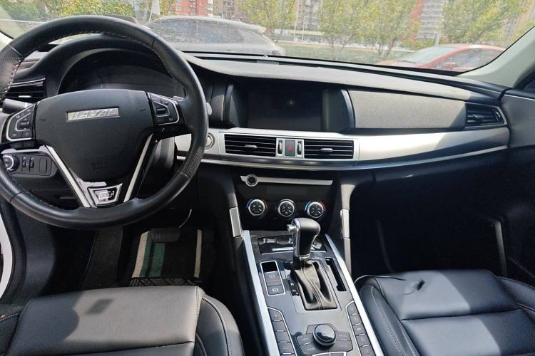 Used Haval H7 2018 Revised Version Blue-Label H7 2.0T Automatic Smart Enjoyment Trim Audio And AC Panel