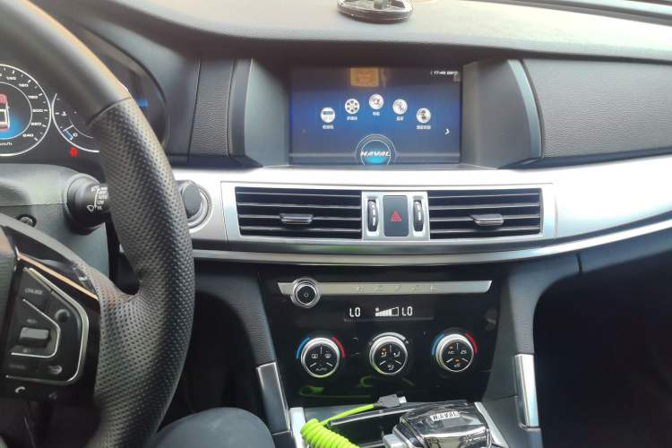 Used Haval H7 2018 Revised Version Blue-Label H7 2.0T Automatic Smart Enjoyment Trim Audio And AC Panel