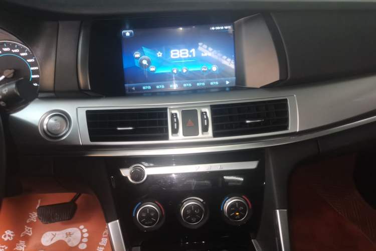 Used Haval H7 2018 Blue-Label H7 2.0T Automatic Enjoyment Model Audio And AC Panel