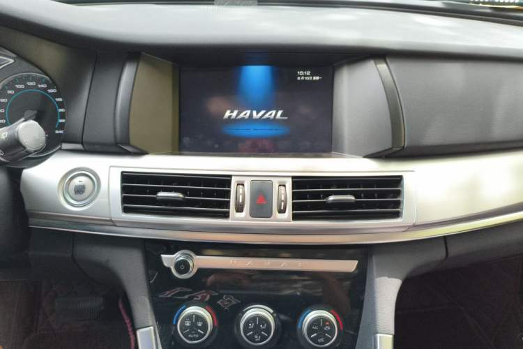 Used Haval H7 2018 Blue-Label H7 2.0T Automatic Enjoyment Model Audio And AC Panel