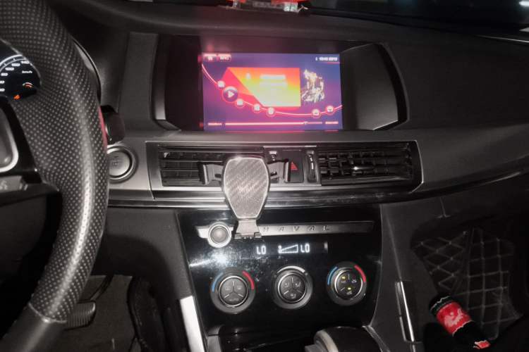 Used Haval H7 2018 Blue-Label H7 2.0T Automatic Enjoyment Model Audio And AC Panel