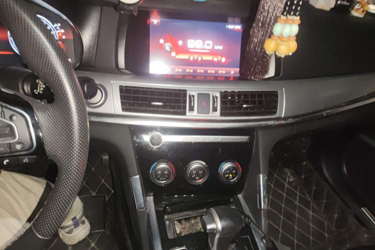 Used Haval H7 2018 Revised Version Blue-Label H7 2.0T Automatic Smart Enjoyment Trim Audio And AC Panel