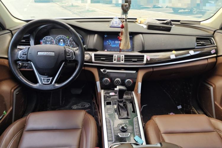 Used Haval H7 2018 Revised Version Blue-Label H7 2.0T Automatic Smart Enjoyment Trim Center Console