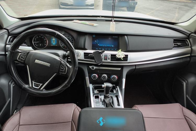 Used Haval H7 2018 Blue-Label H7 2.0T Automatic Enjoyment Model Center Console
