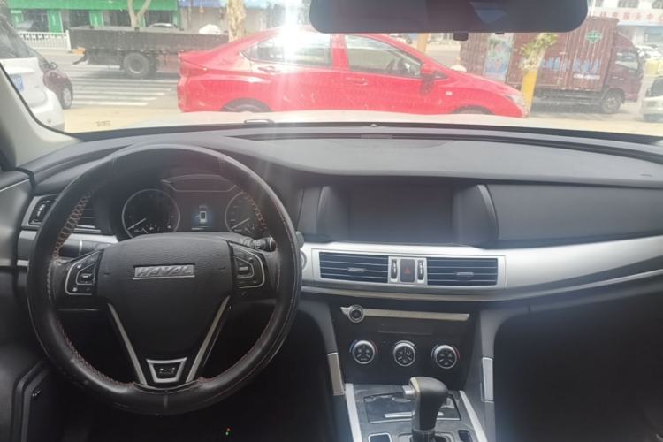 Used Haval H7 2018 Blue-Label H7 2.0T Automatic Enjoyment Model Center Console