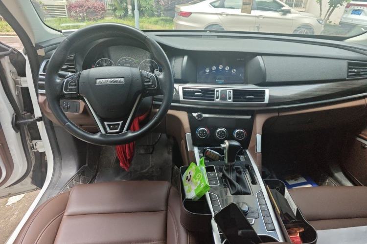 Used Haval H7 2018 Revised Version Blue-Label H7 2.0T Automatic Smart Enjoyment Trim Center Console