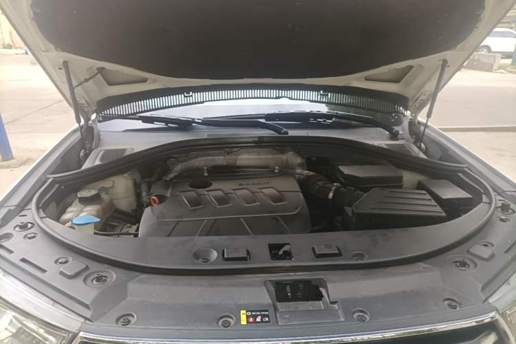 Used Haval H7 2018 Blue-Label H7 2.0T Automatic Enjoyment Model Engine Bay