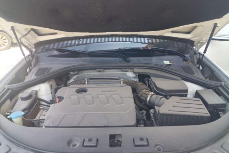 Used Haval H7 2018 Blue-Label H7 2.0T Automatic Enjoyment Model Engine Bay
