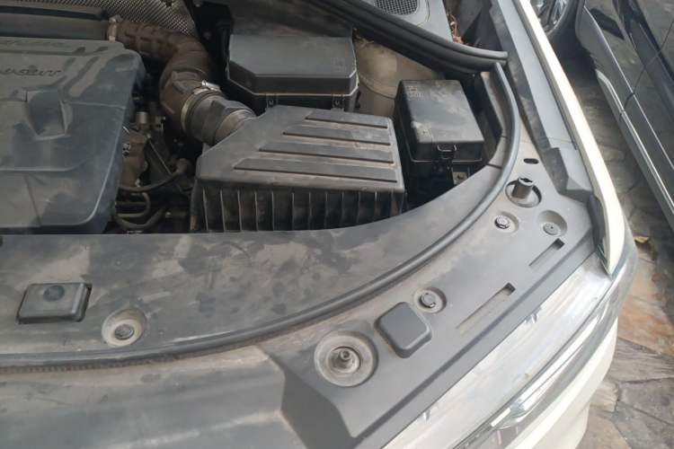 Used Haval H7 2018 Blue-Label H7 2.0T Automatic Enjoyment Model Engine Bay Left