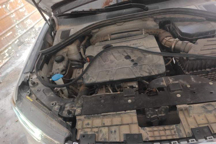 Used Haval H7 2018 Blue-Label H7 2.0T Automatic Enjoyment Model Engine Bay Right