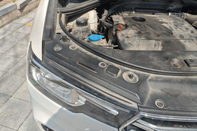 Used Haval H7 2018 Blue-Label H7 2.0T Automatic Enjoyment Model Engine Bay Right