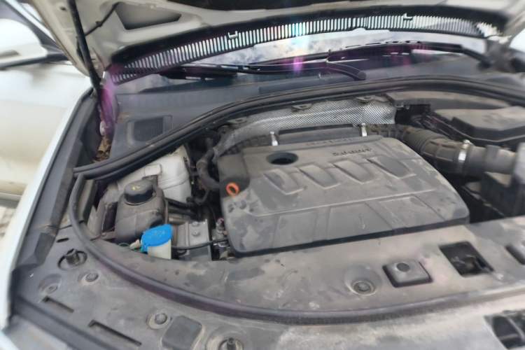 Used Haval H7 2018 Blue-Label H7 2.0T Automatic Enjoyment Model Engine Bay Right