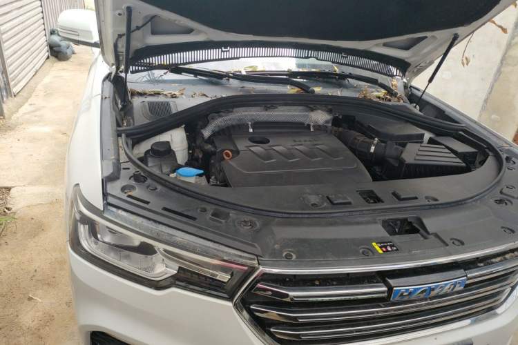 Used Haval H7 2018 Revised Version Blue-Label H7 2.0T Automatic Smart Enjoyment Trim Engine Bay Right
