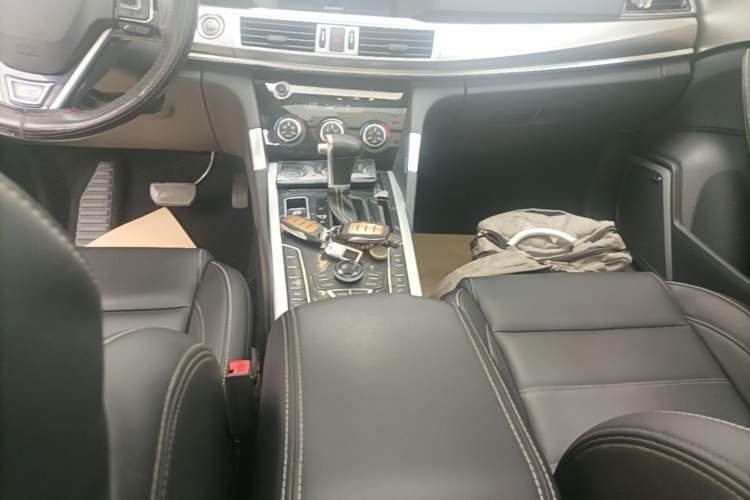 Used Haval H7 2018 Blue-Label H7 2.0T Automatic Enjoyment Model Gear Lever
