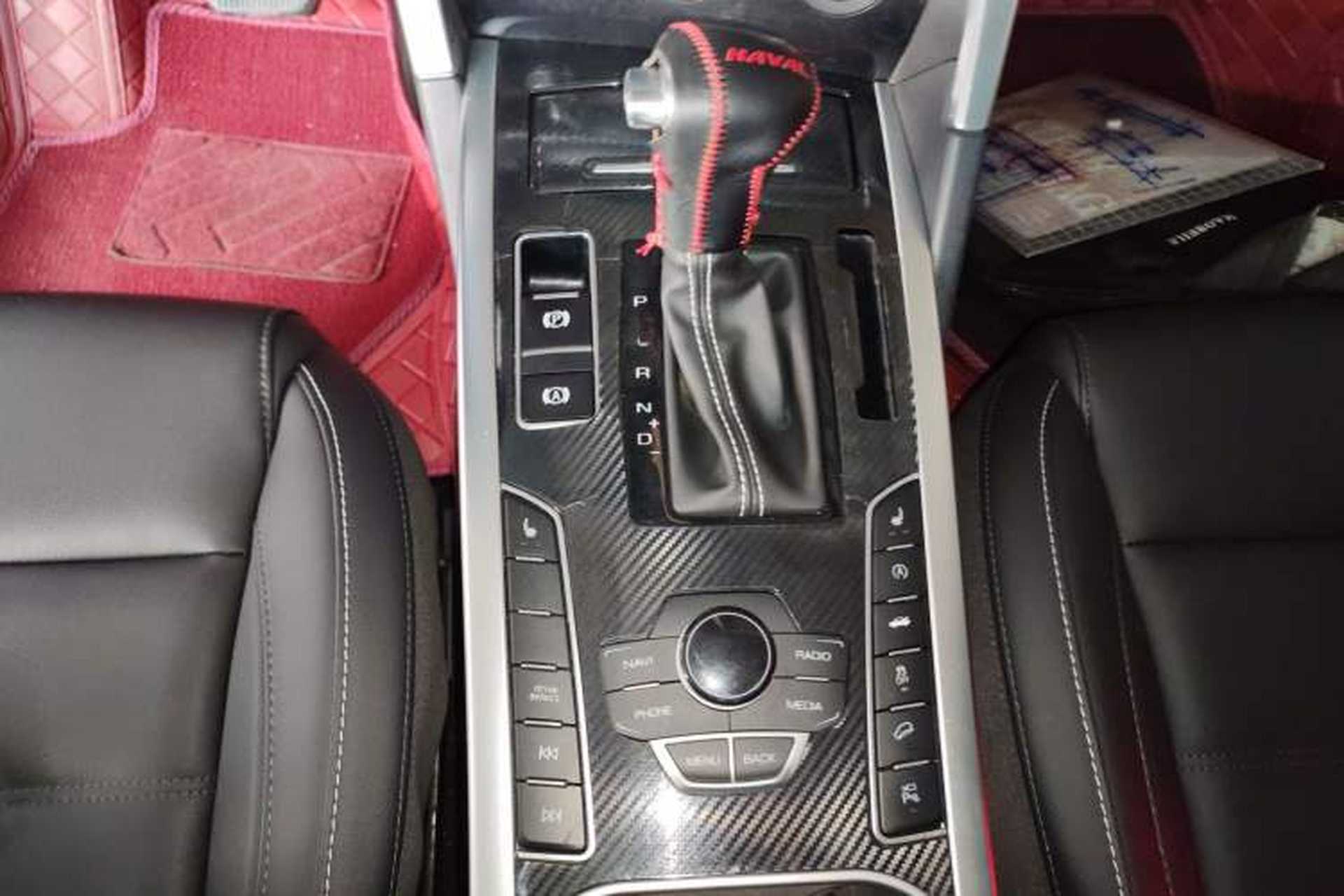 Used Haval H7 2018 Revised Version Blue-Label H7 2.0T Automatic Smart Enjoyment Trim Gear Lever