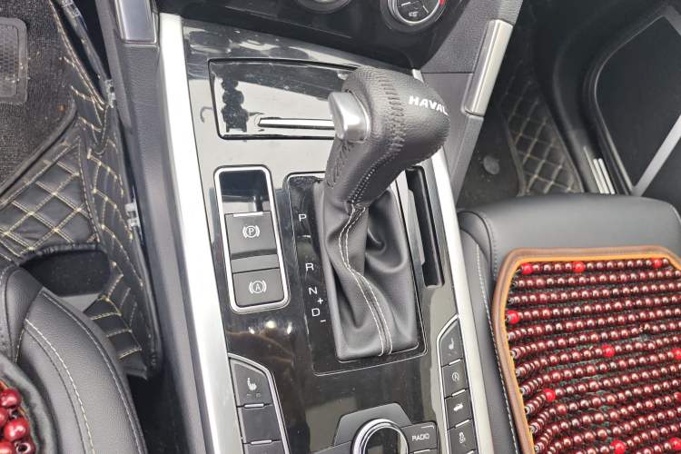 Used Haval H7 2018 Blue-Label H7 2.0T Automatic Smart Edition Gear Lever