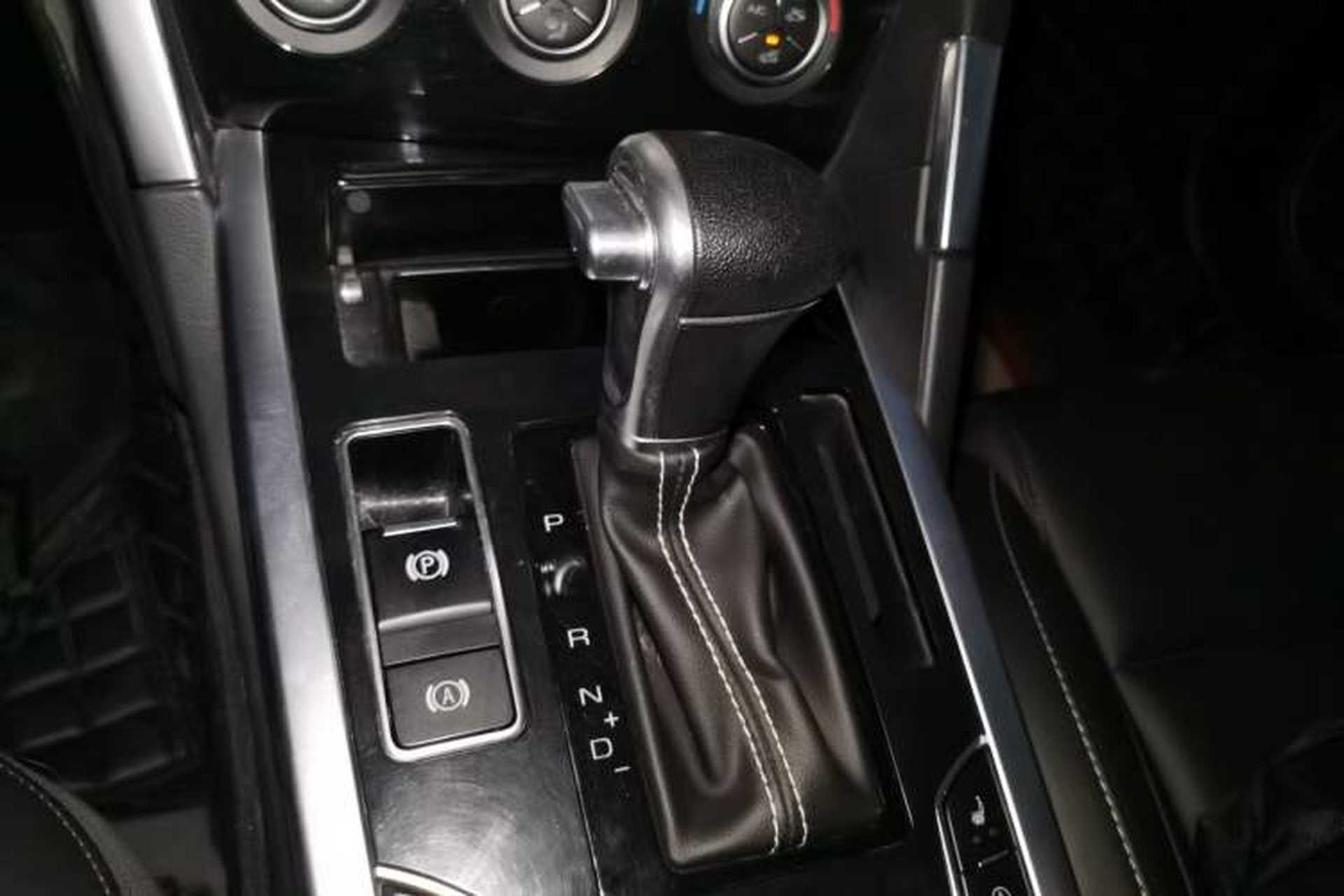 Used Haval H7 2018 Blue-Label H7 2.0T Automatic Smart Edition Gear Lever
