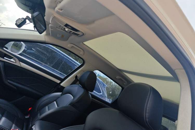 Used Haval H7 2018 Revised Version Blue-Label H7 2.0T Automatic Smart Enjoyment Trim Headliner