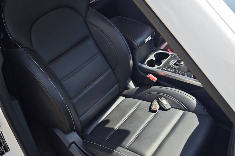 Used Haval H7 2018 Blue-Label H7 2.0T Automatic Enjoyment Model Interior 1