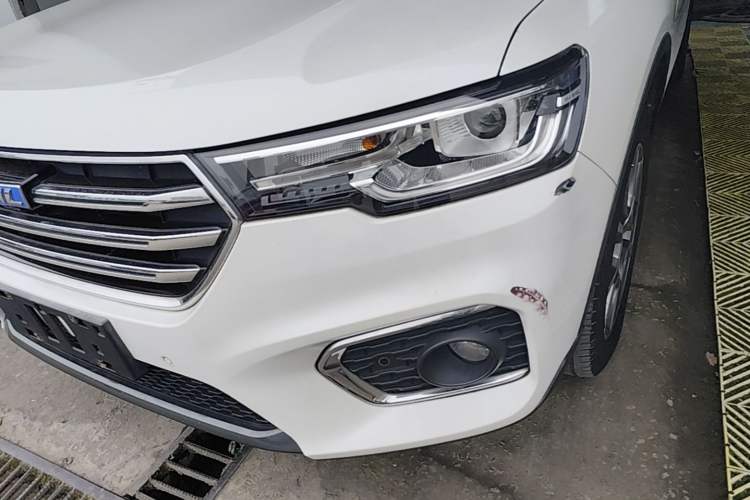Used Haval H7 2018 Blue-Label H7 2.0T Automatic Enjoyment Model Left Front Headlight