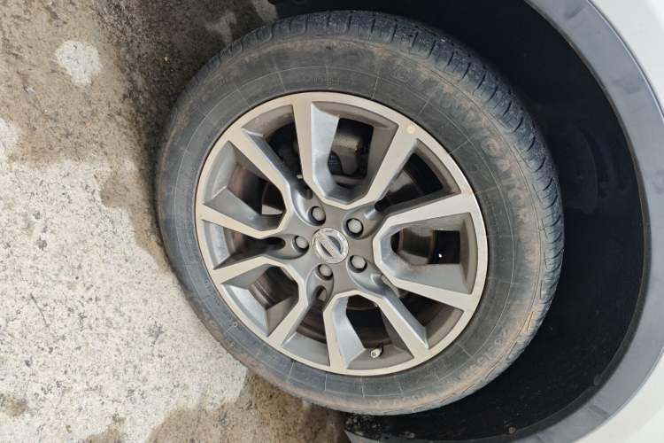 Used Haval H7 2018 Blue-Label H7 2.0T Automatic Enjoyment Model Left Front Wheel Hub