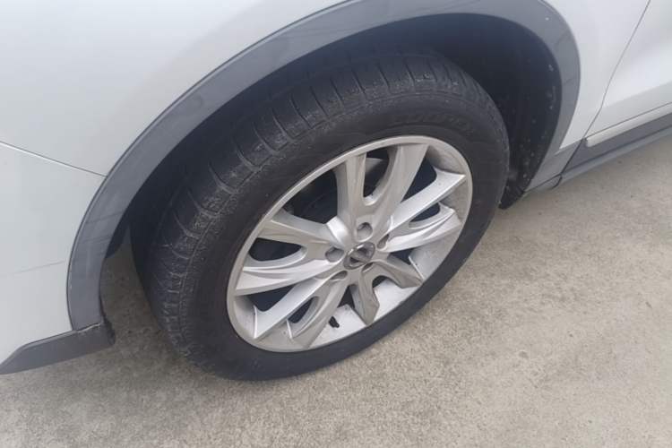 Used Haval H7 2018 Blue-Label H7 2.0T Automatic Enjoyment Model Left Front Wheel Hub