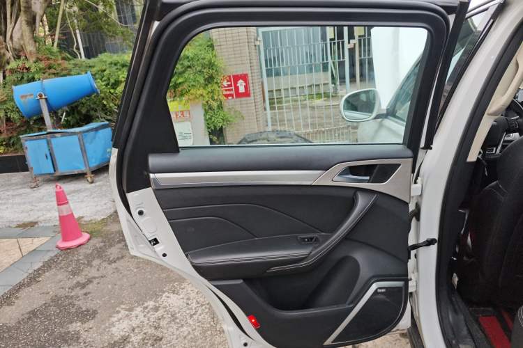 Used Haval H7 2018 Blue-Label H7 2.0T Automatic Enjoyment Model Left Rear Door Interior