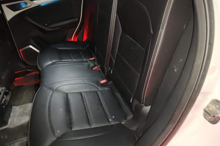 Used Haval H7 2018 Revised Version Blue-Label H7 2.0T Automatic Smart Enjoyment Trim Left Rear Seat