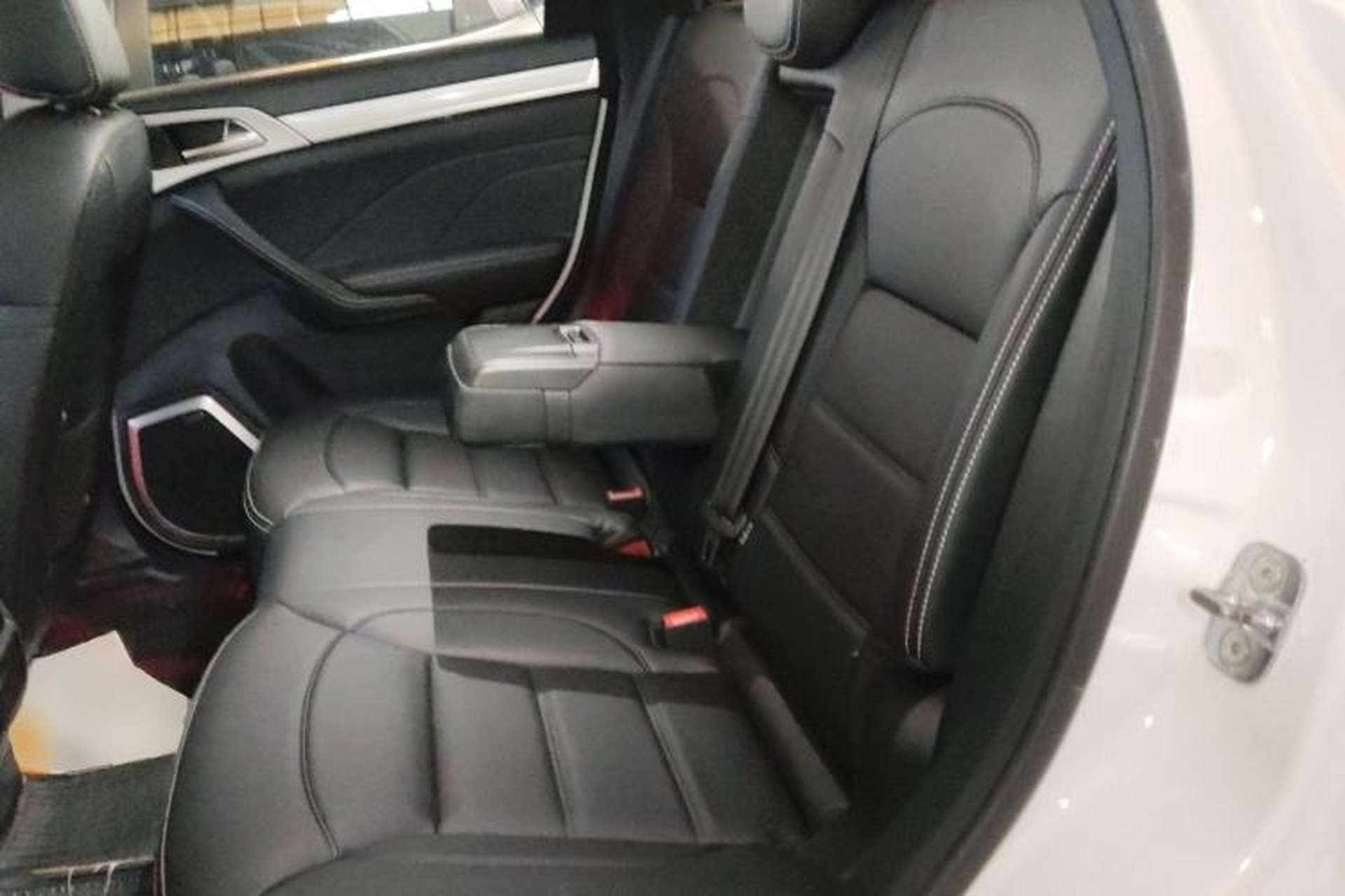 Used Haval H7 2018 Blue-Label H7 2.0T Automatic Enjoyment Model Left Rear Seat