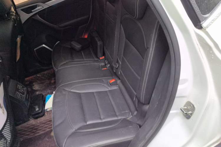 Used Haval H7 2018 Blue-Label H7 2.0T Automatic Smart Edition Left Rear Seat