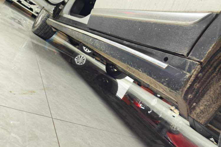Used Haval H7 2018 Blue-Label H7 2.0T Automatic Enjoyment Model Left Side Sill