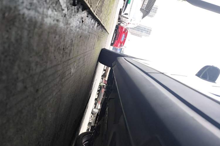 Used Haval H7 2018 Blue-Label H7 2.0T Automatic Enjoyment Model Left Side Sill