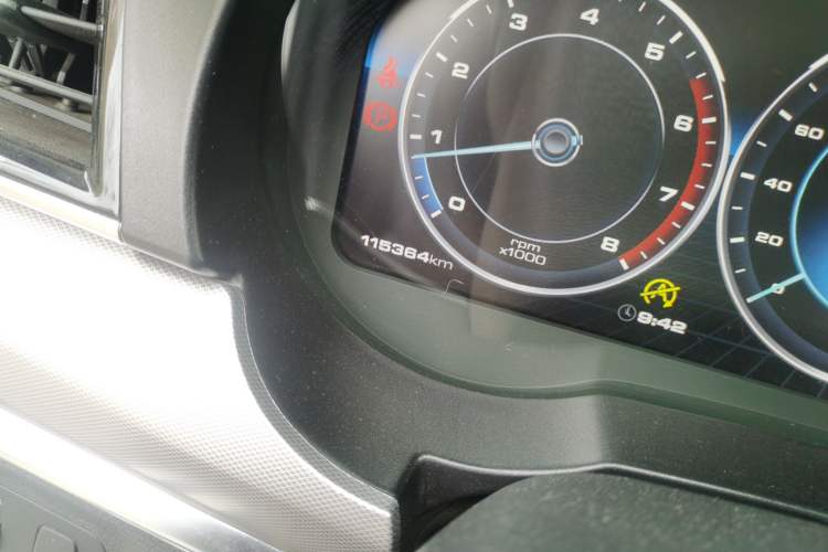 Used Haval H7 2018 Blue-Label H7 2.0T Automatic Smart Edition Odometer Close Up