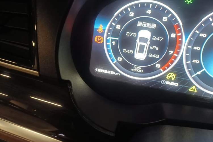 Used Haval H7 2018 Revised Version Blue-Label H7 2.0T Automatic Smart Enjoyment Trim Odometer Close Up