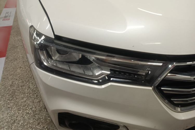 Used Haval H7 2018 Revised Version Blue-Label H7 2.0T Automatic Smart Enjoyment Trim Right Front Headlight