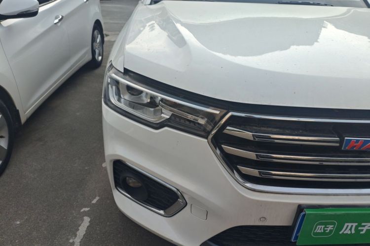 Used Haval H7 2018 Blue-Label H7 2.0T Automatic Enjoyment Model Right Front Headlight