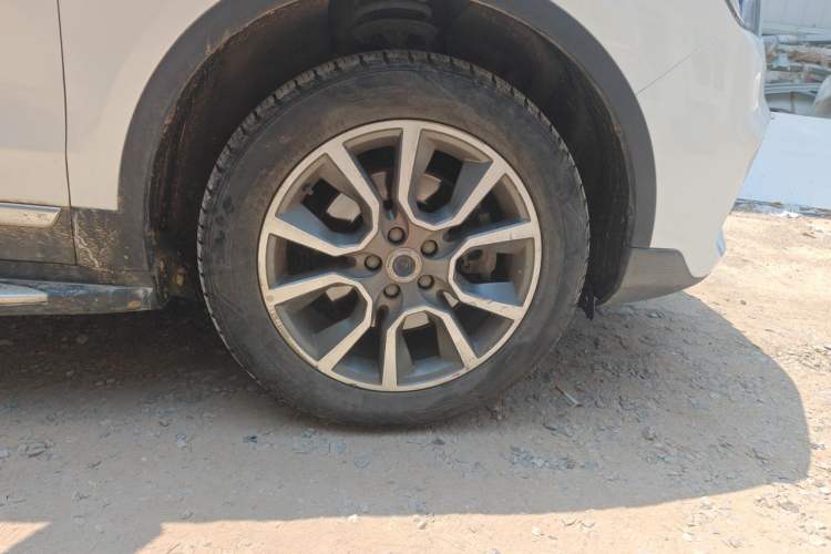 Used Haval H7 2018 Blue-Label H7 2.0T Automatic Enjoyment Model Right Front Wheel Hub