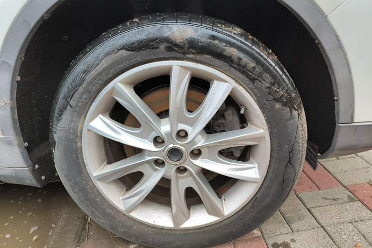 Used Haval H7 2018 Blue-Label H7 2.0T Automatic Enjoyment Model Right Front Wheel Hub