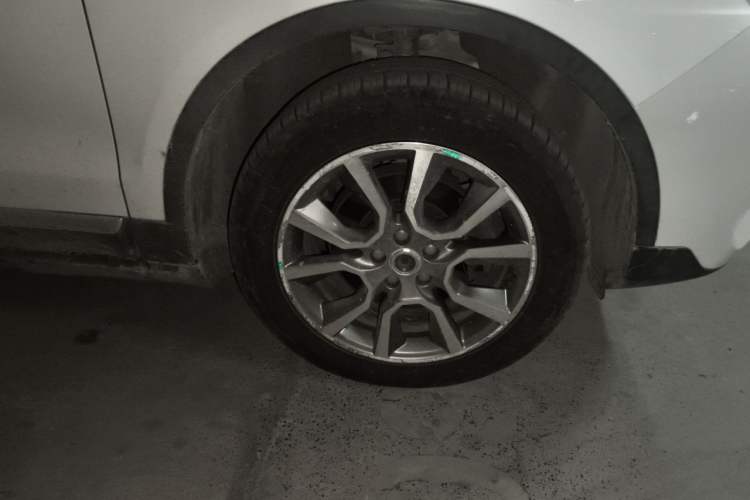 Used Haval H7 2018 Blue-Label H7 2.0T Automatic Enjoyment Model Right Front Wheel Hub