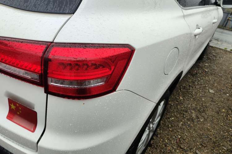 Used Haval H7 2018 Blue-Label H7 2.0T Automatic Enjoyment Model Right Rear Taillight