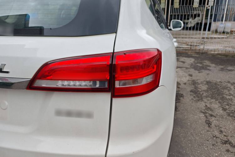 Used Haval H7 2018 Blue-Label H7 2.0T Automatic Enjoyment Model Right Rear Taillight