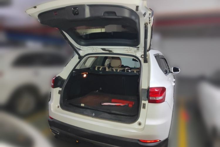 Used Haval H7 2018 Revised Version Blue-Label H7 2.0T Automatic Smart Enjoyment Trim Trunk