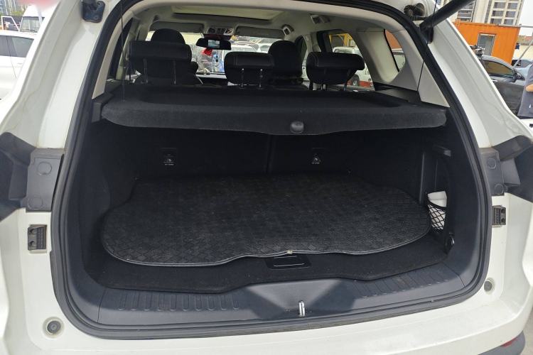 Used Haval H7 2018 Blue-Label H7 2.0T Automatic Smart Edition Trunk