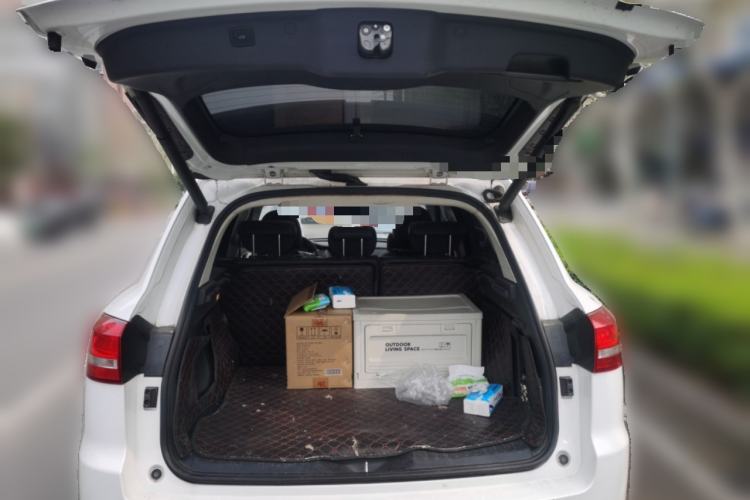 Used Haval H7 2018 Blue-Label H7 2.0T Automatic Smart Edition Trunk