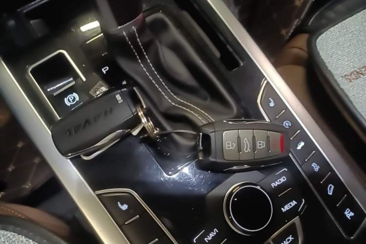 Used Haval H7 2018 Revised Version Blue-Label H7 2.0T Automatic Smart Enjoyment Trim Vehicle Key